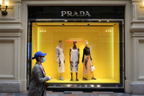 prada shows signs of turnaround with first-half sales growth|Solid H1.